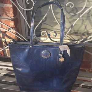 Coach Shoulder Tote, NWT